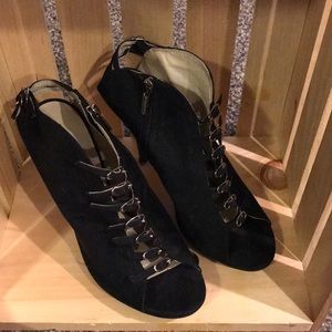 Betsy heels